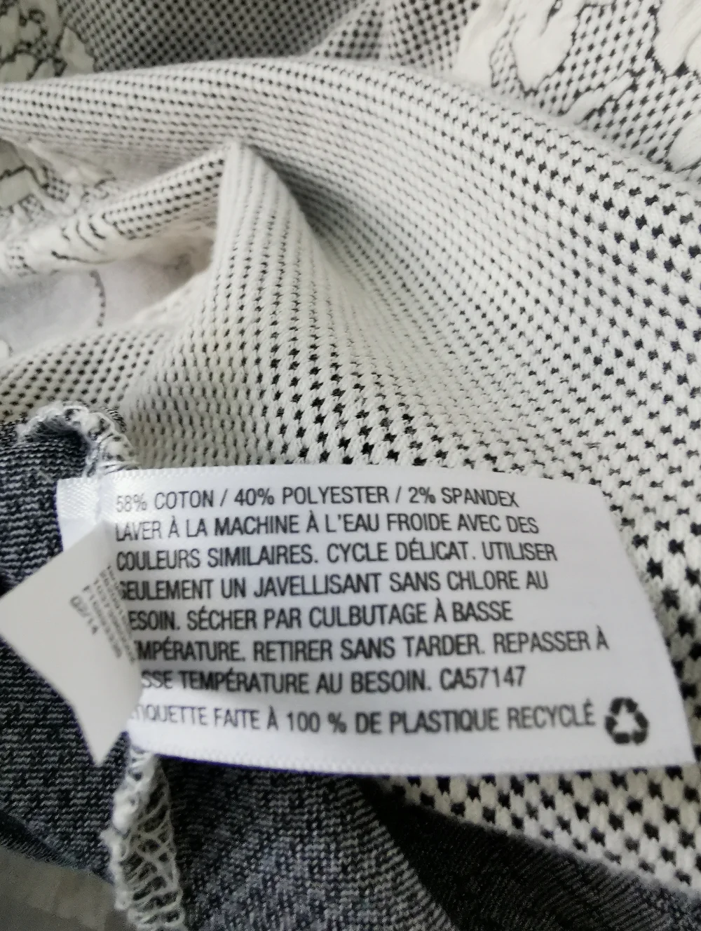 Womens Spring Dress 🌸 Xhilaration Stretch White/Grey Patterned Flowers. Size S - Picture 6 of 6